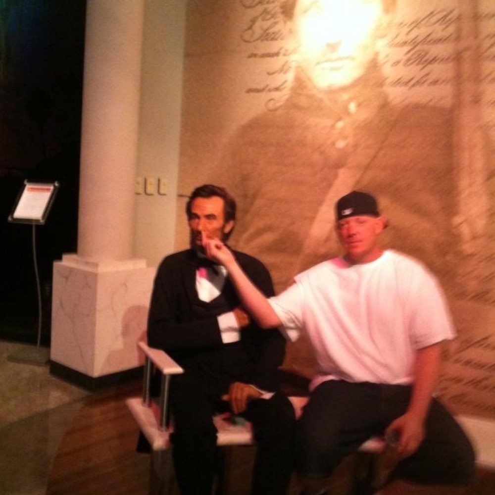 Meet your Posher, Jj